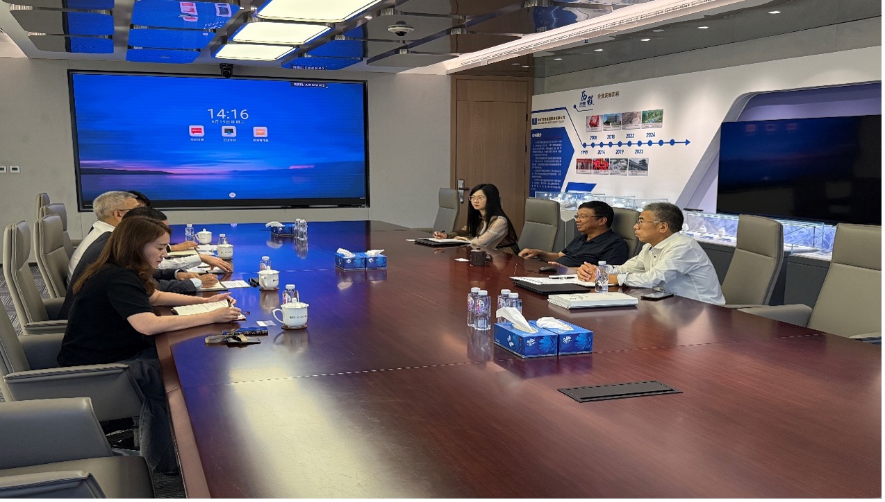 中非发展基金副总裁余焯锐一行到访必发资源总部